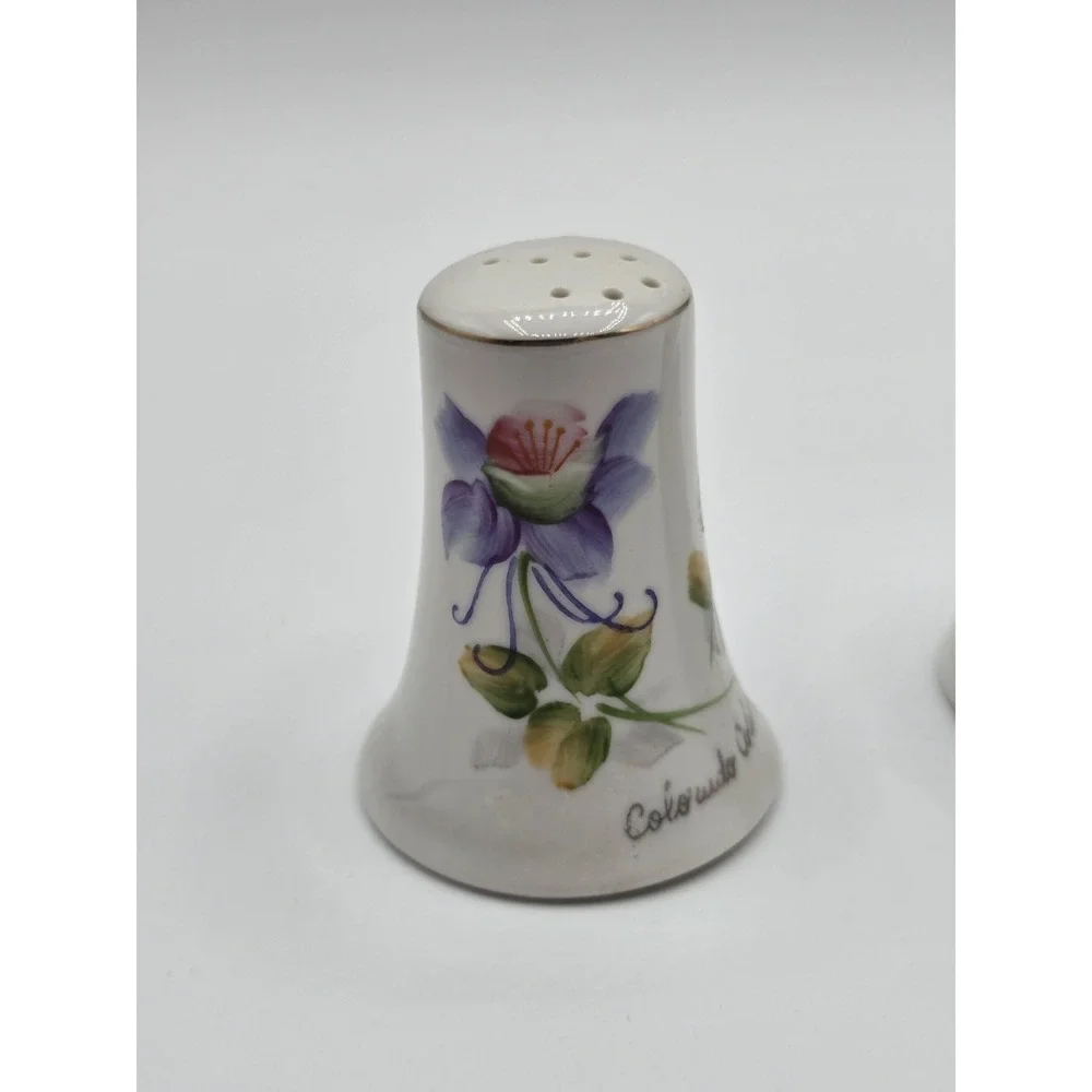 Vintage Colorado Columbine Floral Salt & Pepper Shakers‎ Flower